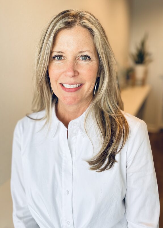 Portrait of Liz DeVoss